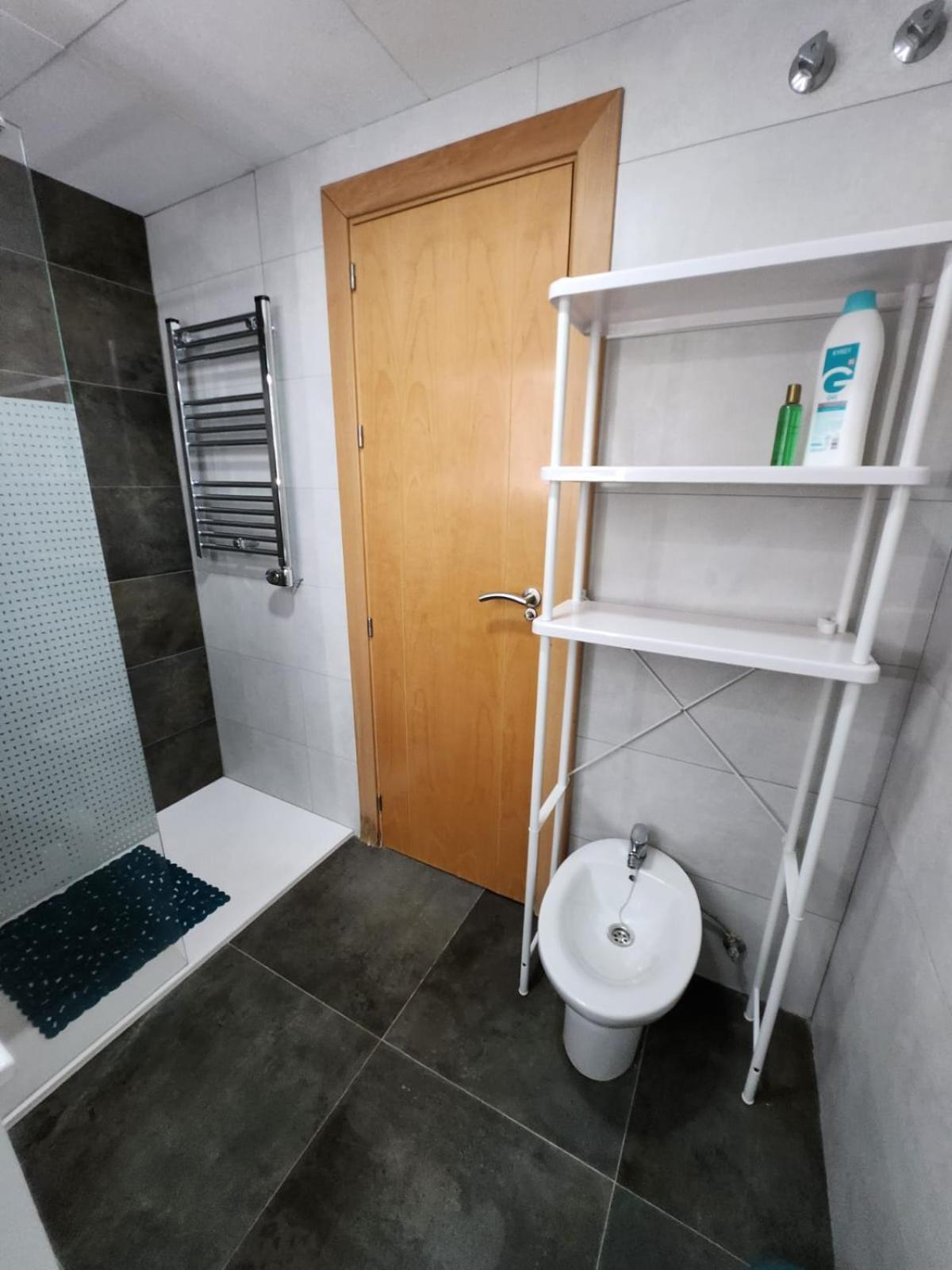 Bajo Precioso En Primera Linea De Vera-playa Con Piscina Privada Y Terraza!